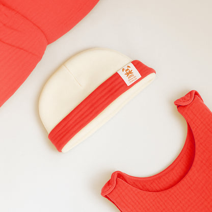 Newborn Hat in Organic Cotton - Strawberry